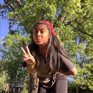 Meet your Posher, Joysan